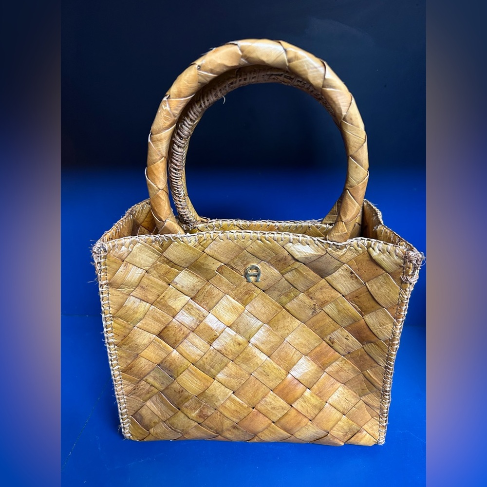 Etienne Aigner Natural Woven Tote Vintage Vacation Purse Beach Or Everyday Use